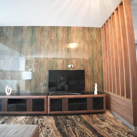 Mamaia Nord 5 *
